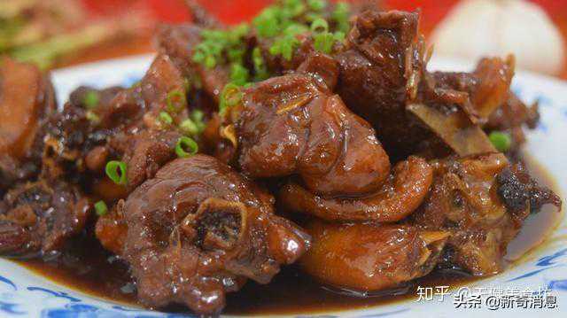 鸭肉这样做比啤酒鸭还香，简单美味，做法很简单，吃起来不柴不腥