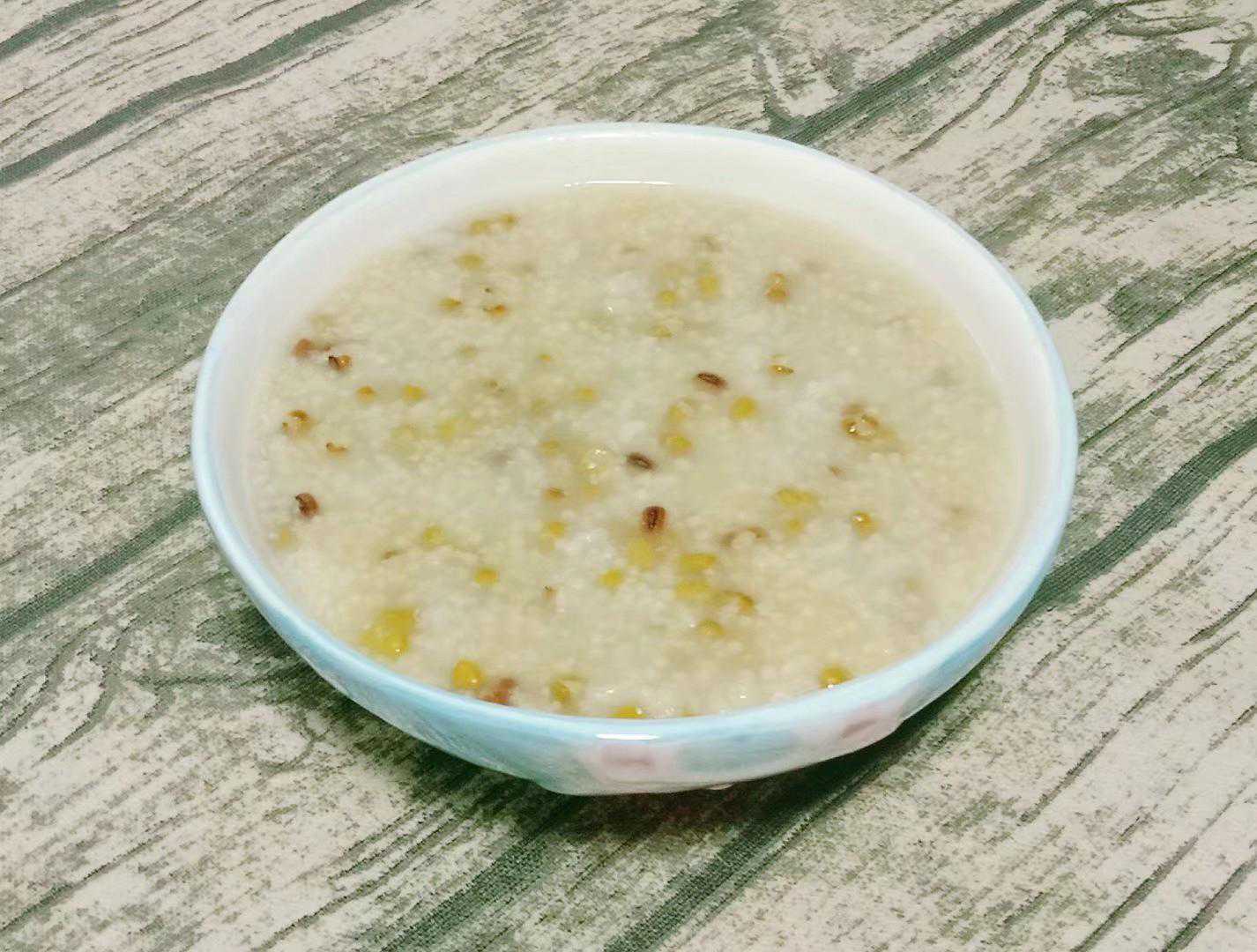 女孩，早晚喝一碗这粥等于运动2小时，刮脂清肠，大肚子变小了