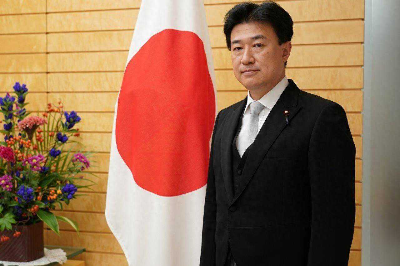 日本撤回一条消息，岸田高调访美，带着3个重要任务