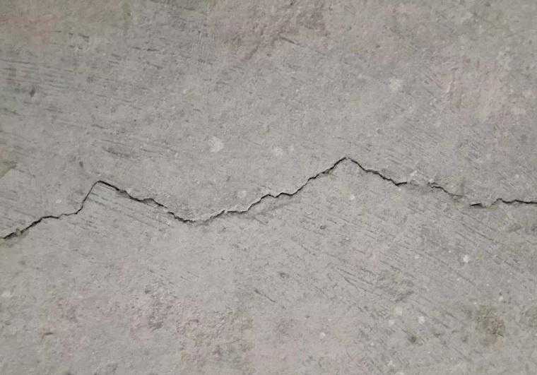 地暖上面铺一层网有必要吗？