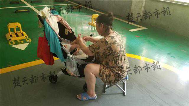 一些小区地源热泵未开启，居民高温天守着空调“蒸桑拿”