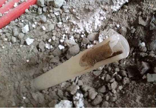 家里地暖漏水了怎么办？老师傅总结，漏水的原因全在这里
