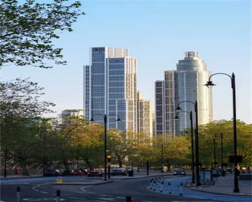 天气干燥，莹润雪梨汤，既暖胃，又润肺